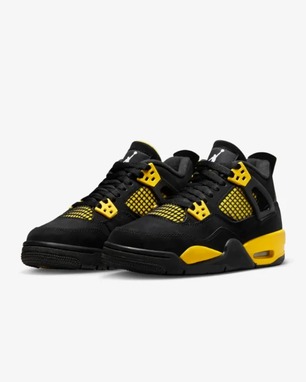 Jordan 4 Retro Thunder - Imagen 3