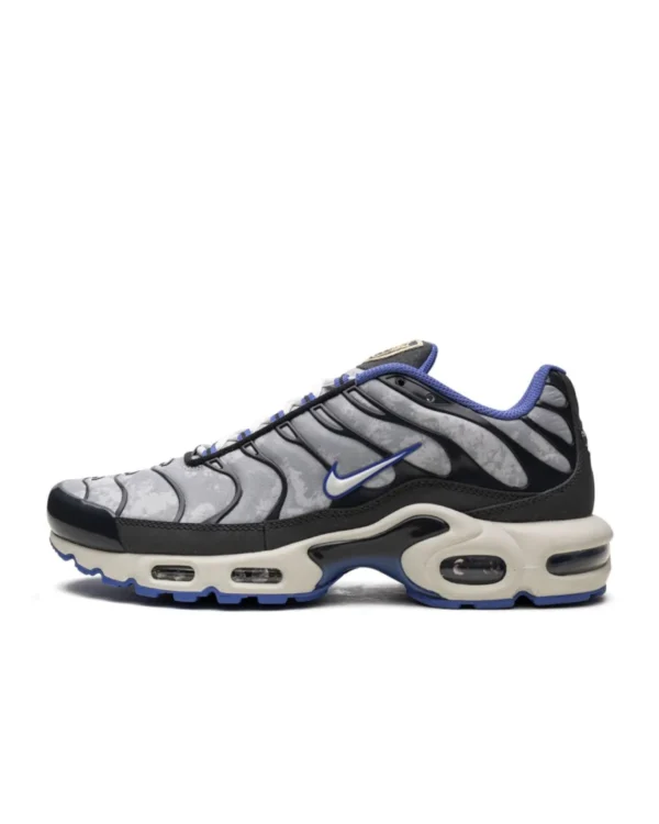 Nike Air Max TN Social F.C