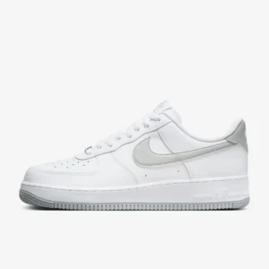 Nike Air Force 1 ’07