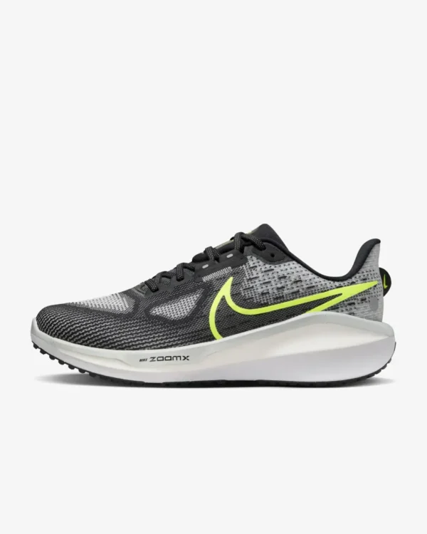 Nike Vomero 17